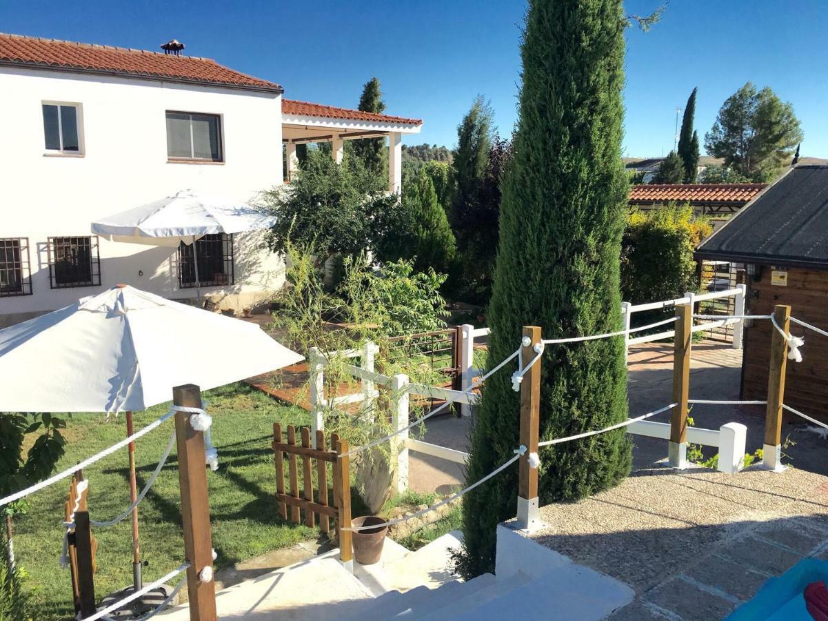 Hearts & Ponies Apartamentos Con Piscinas Privadas Cerca De La Warner Chinchón Exterior foto